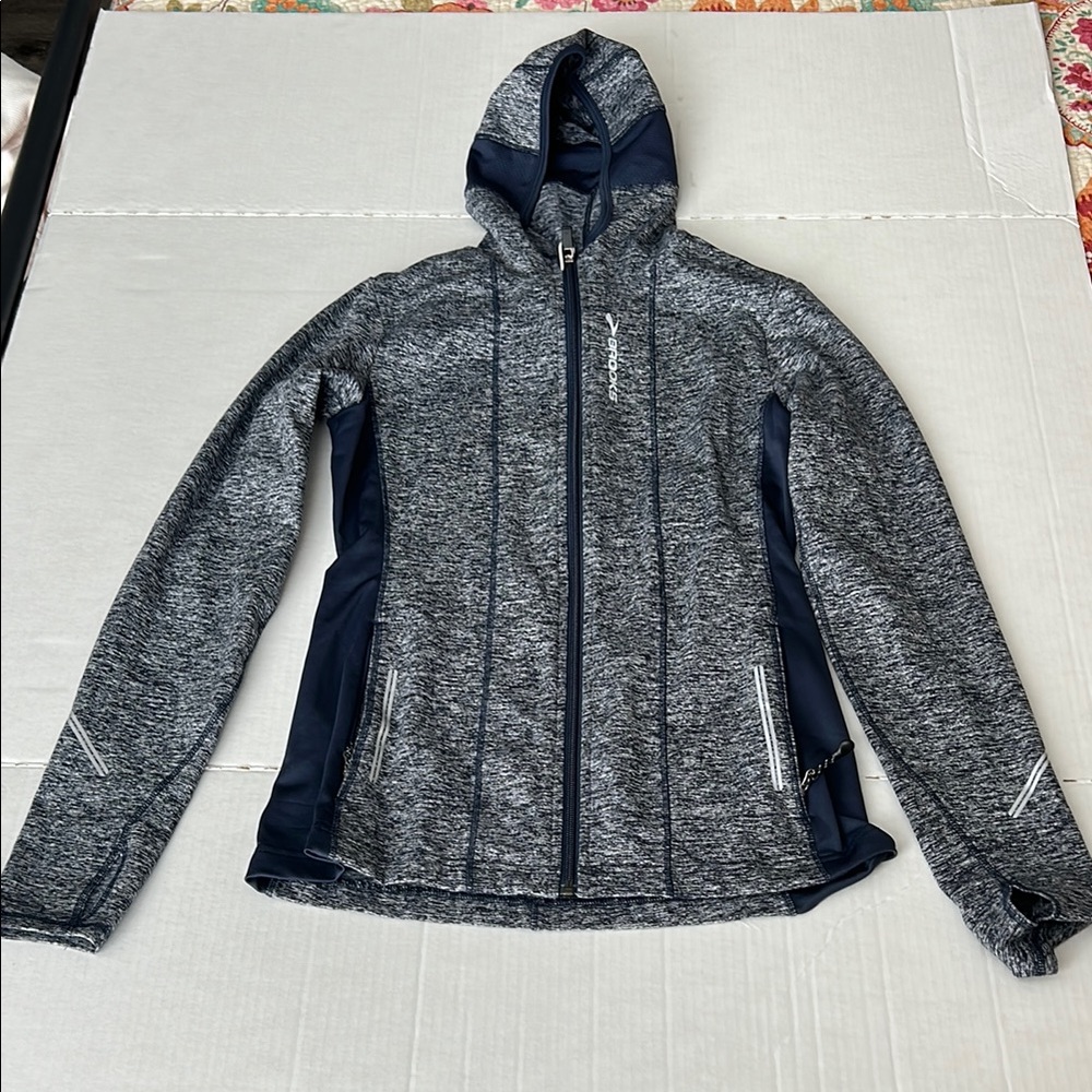 Brooks Woman’s Running Zipup Size Small
